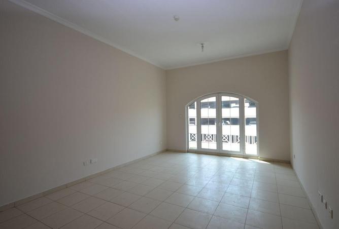 82808586 - Property Image 3