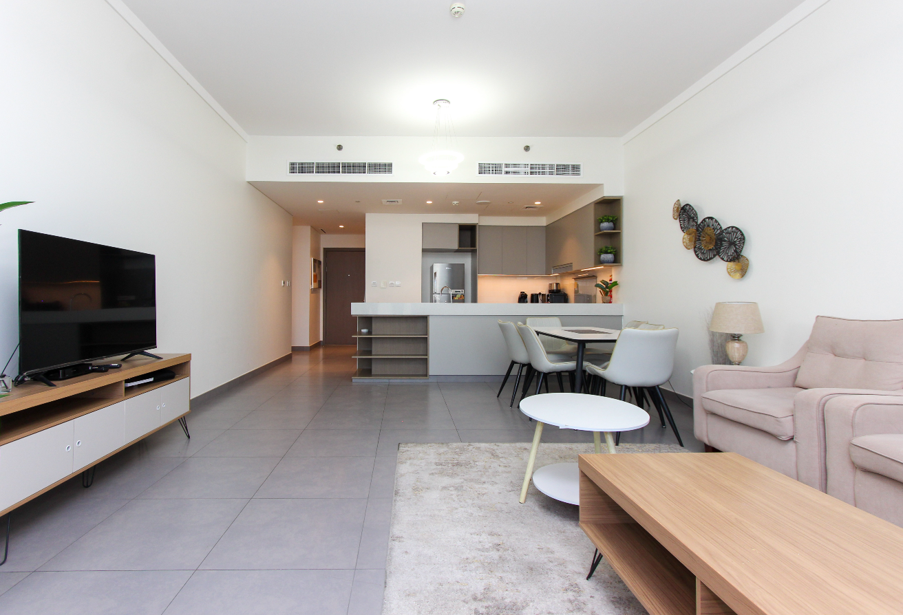 Fully Furnished | High Floor | Chiller Free