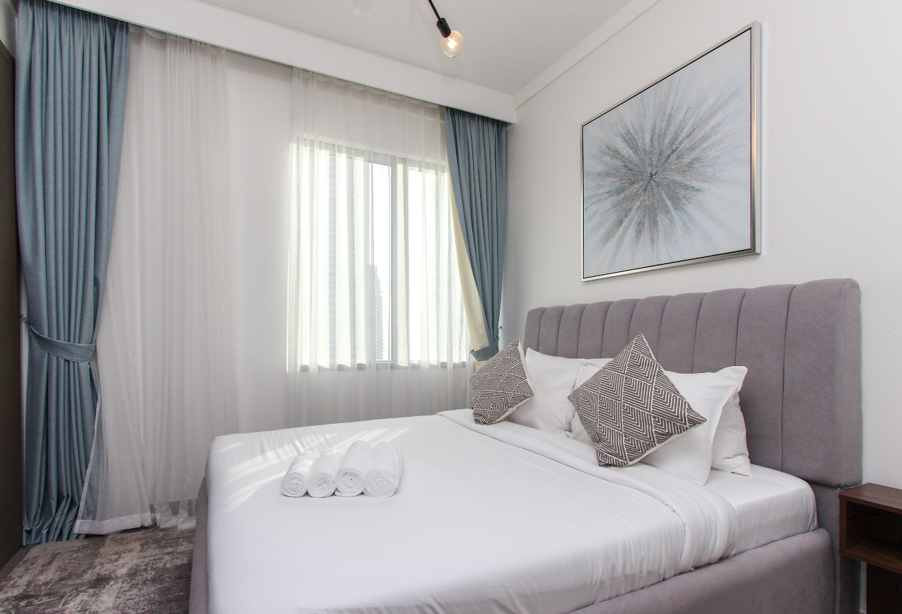 Fully Furnished | High Floor | Chiller Free