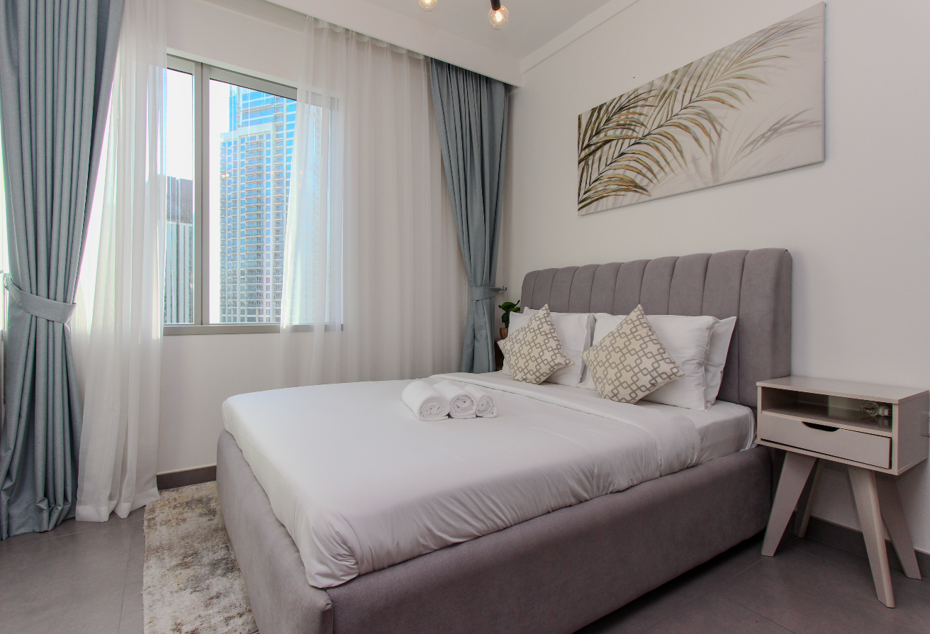 Fully Furnished | High Floor | Chiller Free