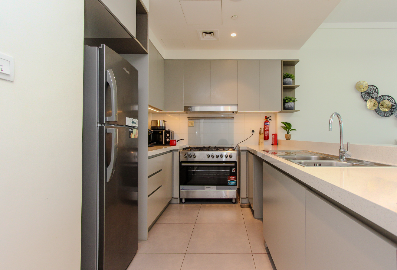 Fully Furnished | High Floor | Chiller Free