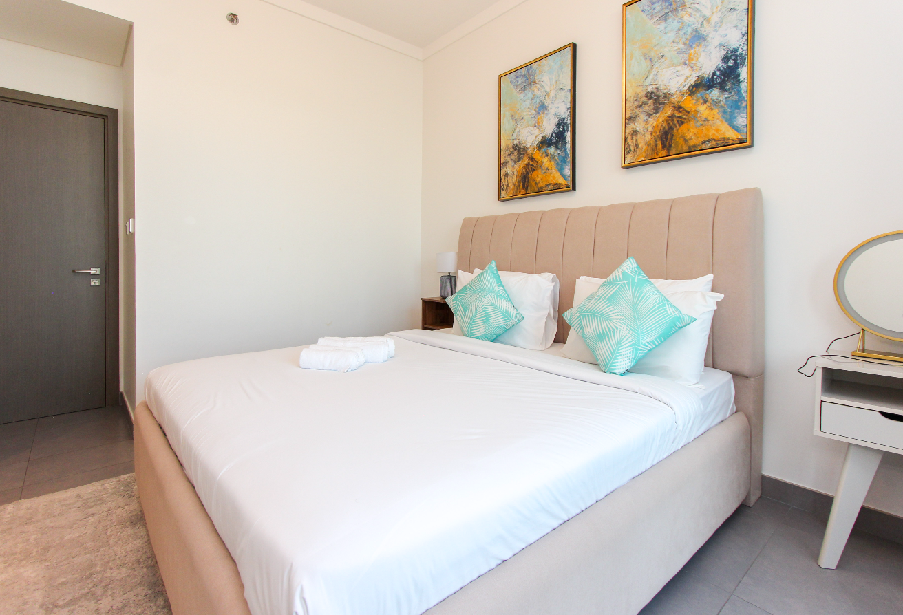 Fully Furnished | High Floor | Chiller Free