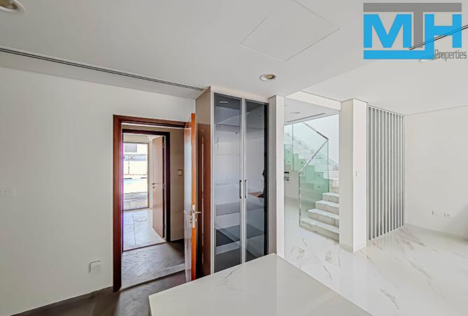 14051270 - Property Image 2