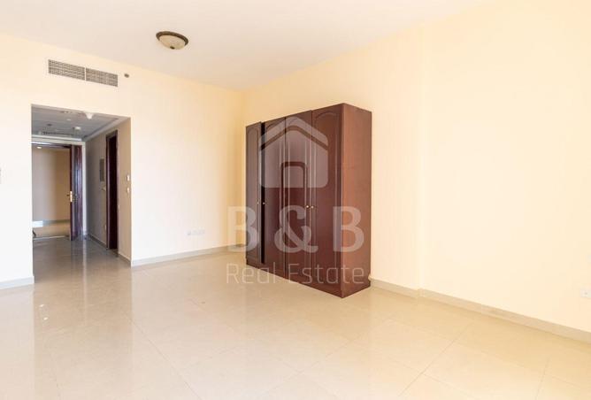 66328363 - Property Image 2