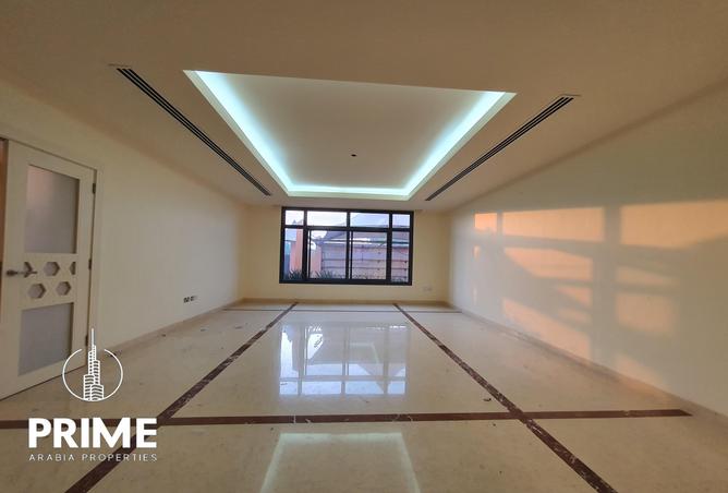 63281643 - Property Image 2