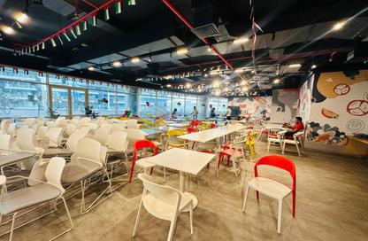Co-working space - 1 Bedroom - 3 Bathrooms for rent in Damac Executive Heights - Barsha Heights (Tecom) - Dubai