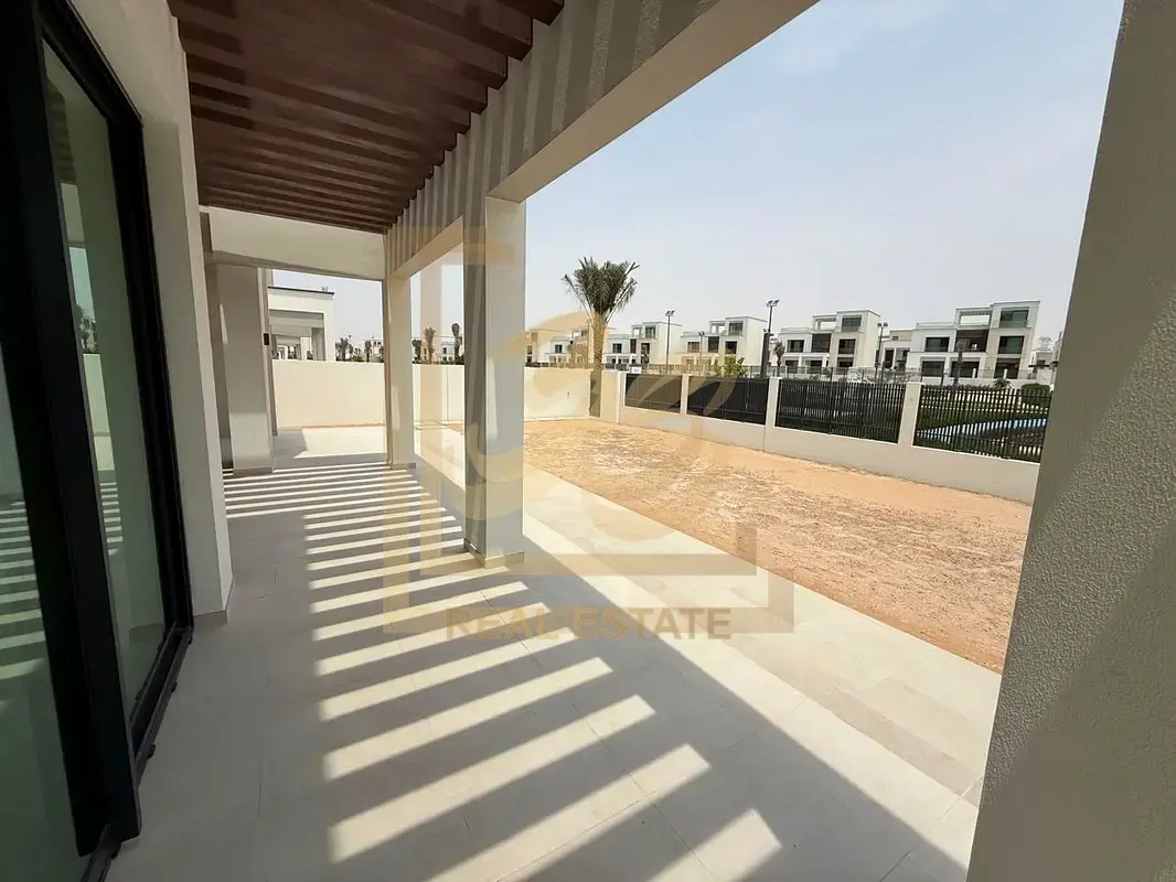 Backing central park | Opposite to Pool | Premium unit by 303308 