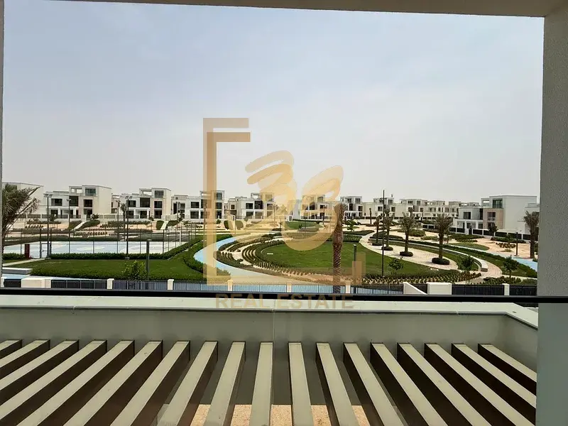 Backing central park | Opposite to Pool | Premium unit by 303308 