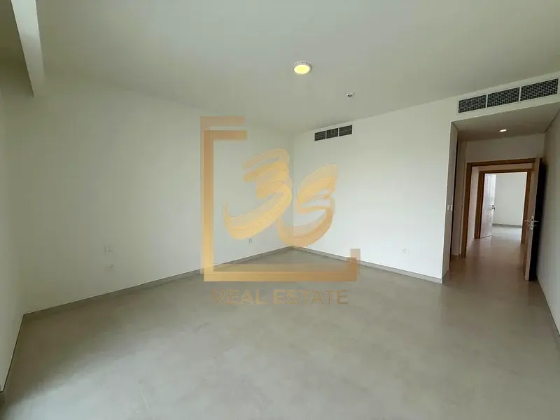 Backing central park | Opposite to Pool | Premium unit by 303308 