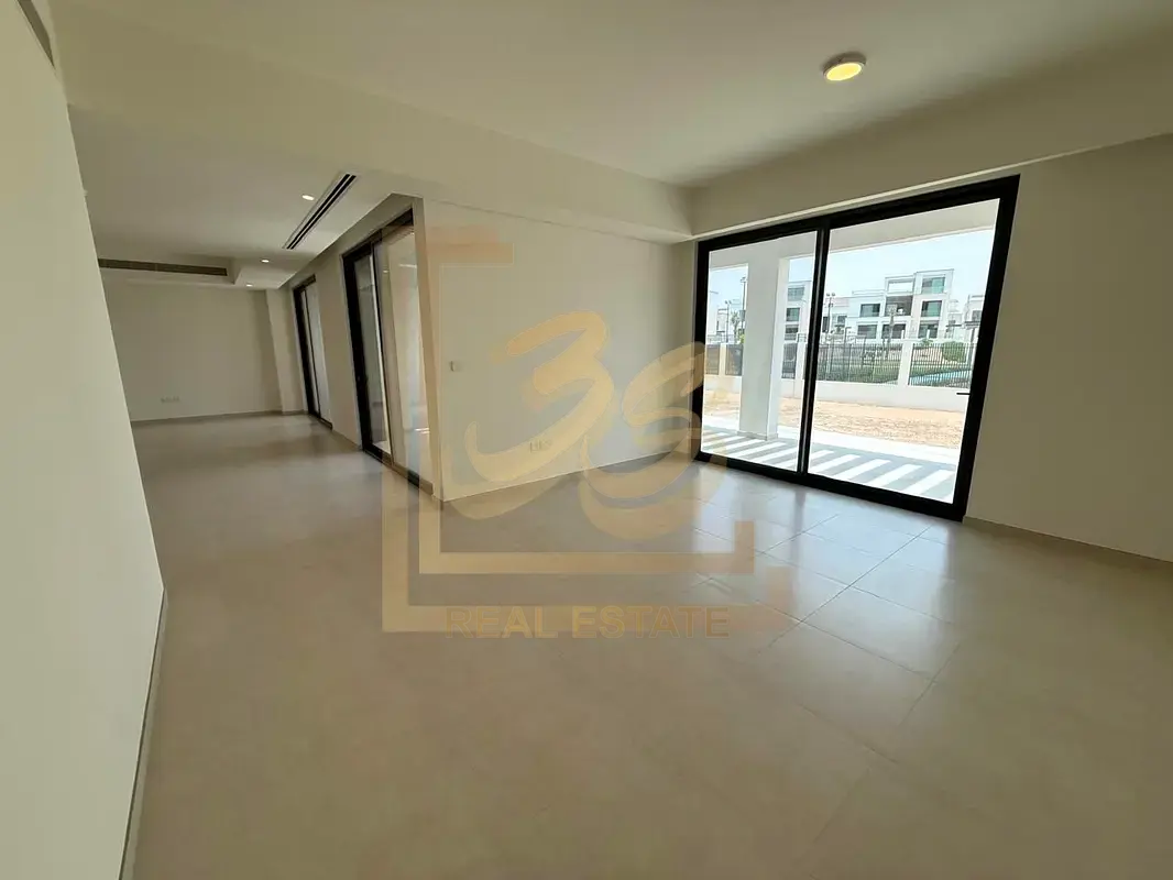 Backing central park | Opposite to Pool | Premium unit by 303308 