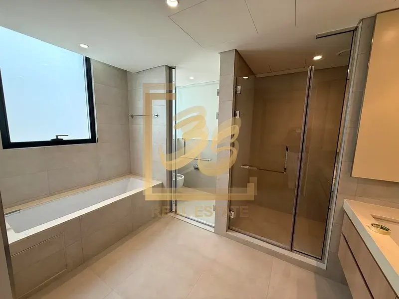 Backing central park | Opposite to Pool | Premium unit by 303308 