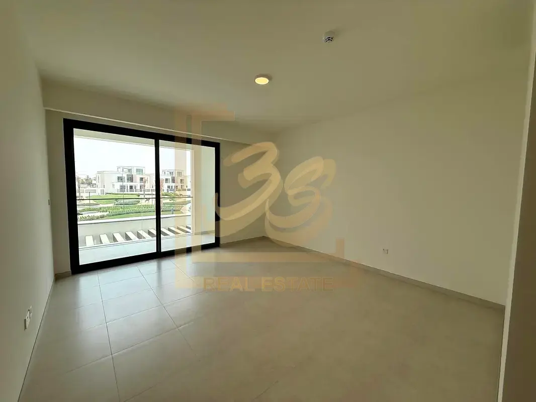 Backing central park | Opposite to Pool | Premium unit by 303308 