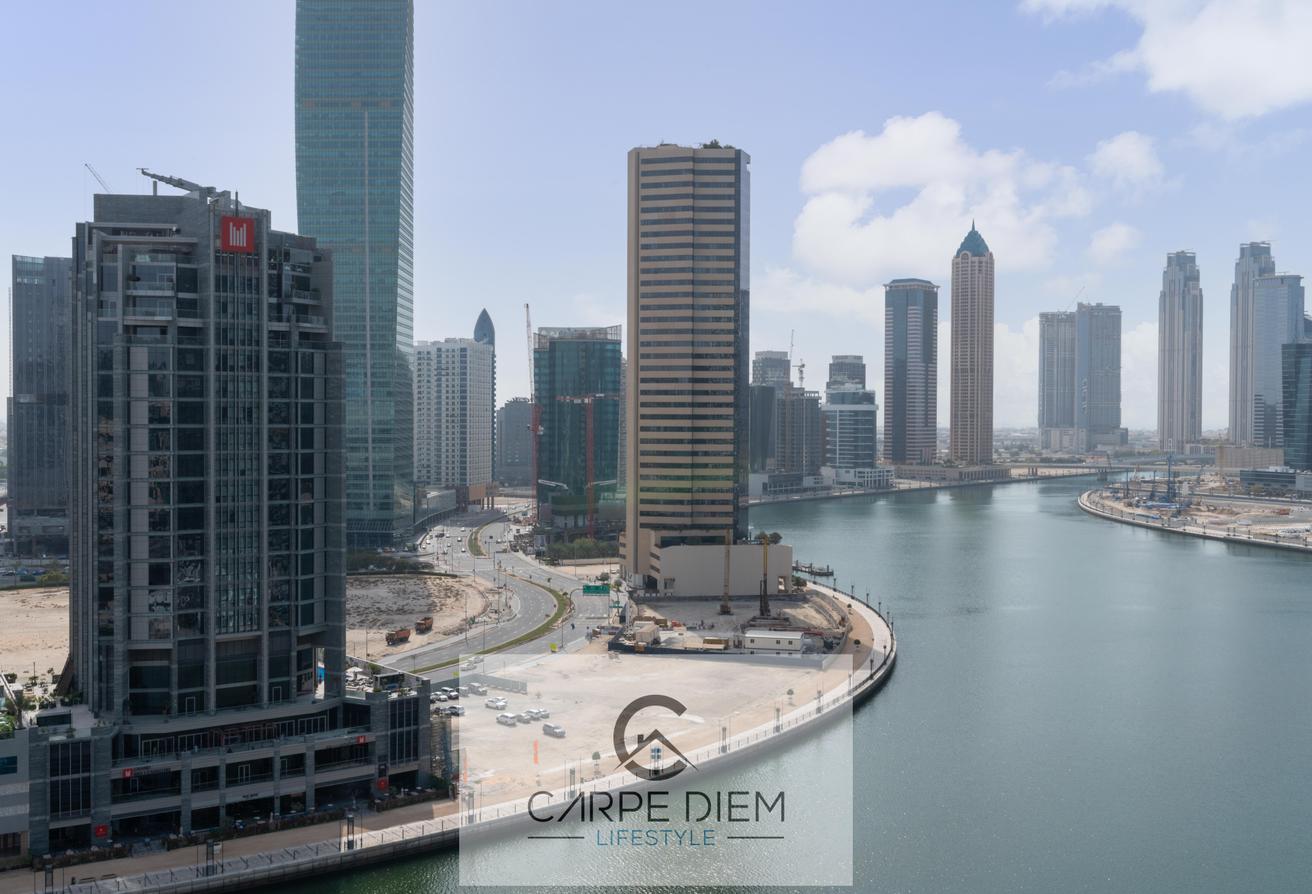 Modern Studio Across Dubai Mall photo 6
