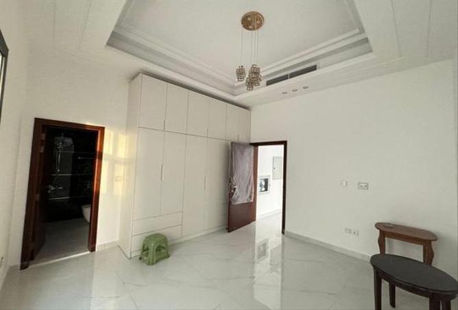 12038024 - صورة العقار 2