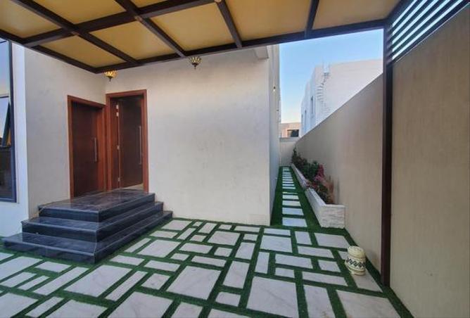 12103070 - صورة العقار 3