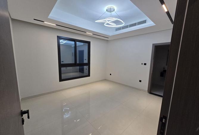 12418823 - صورة العقار 3