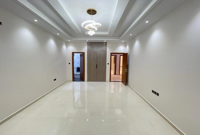 12636734 - Property Image 2