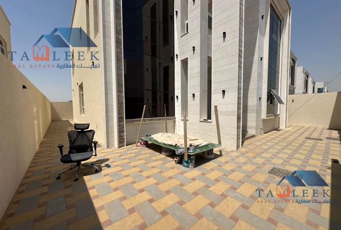 14070810 - Property Image 3