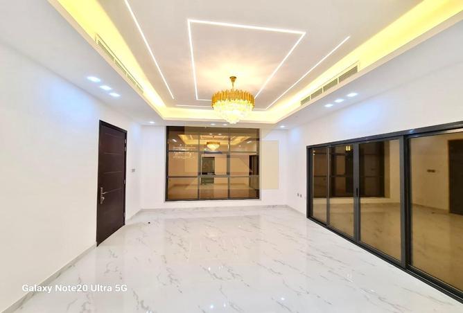 13370603 - Property Image 3