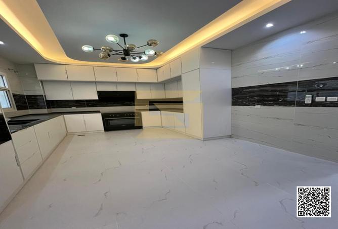 13868232 - Property Image 3