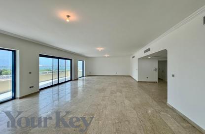 Duplex - 3 - 4 for rent in Al Shaheen Tower - Al Khalidiya - Abu Dhabi