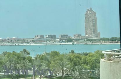 Duplex - 3 - 4 for rent in Al Shaheen Tower - Al Khalidiya - Abu Dhabi