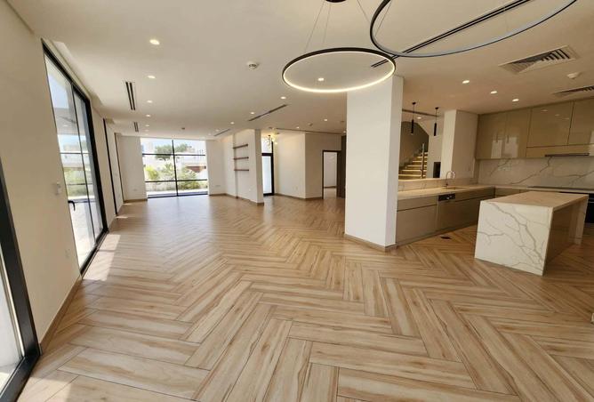 127477770 - Property Image 2