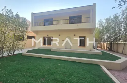 Villa - 4 Bedrooms - 3 Bathrooms for rent in Jumeirah 3 - Jumeirah - Dubai