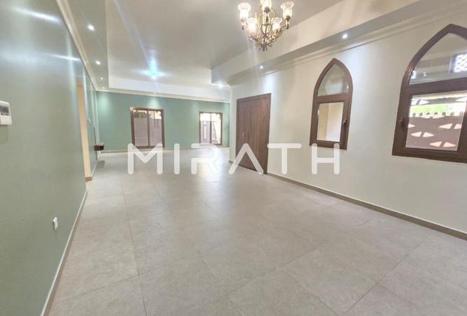 72321613 - Property Image 2