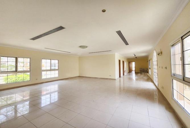 106410232 - Property Image 3