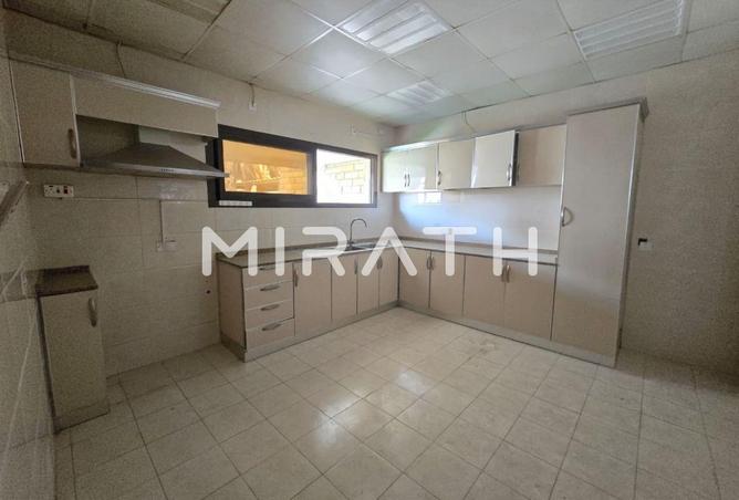 53594184 - صورة العقار 3