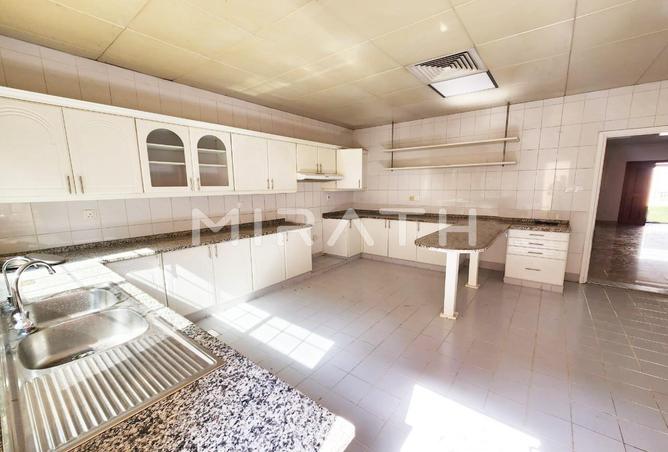 80676743 - Property Image 3