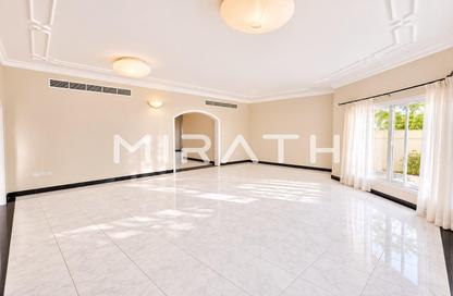Villa - 5 Bedrooms - 5 Bathrooms for rent in Umm Suqeim 2 Villas - Umm Suqeim 2 - Umm Suqeim - Dubai