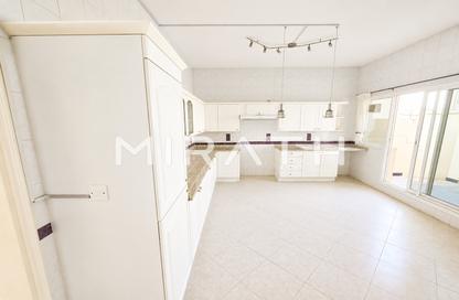 Villa - 5 Bedrooms - 5 Bathrooms for rent in Umm Suqeim 2 Villas - Umm Suqeim 2 - Umm Suqeim - Dubai