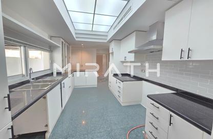 Villa - 4 Bedrooms - 4 Bathrooms for rent in Jumeirah 3 Villas - Jumeirah 3 - Jumeirah - Dubai