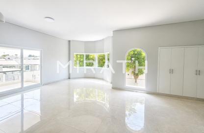 Villa - 5 - 6 for rent in Jumeirah 3 - Jumeirah - Dubai