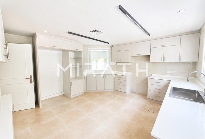 135640498 - Property Image 3