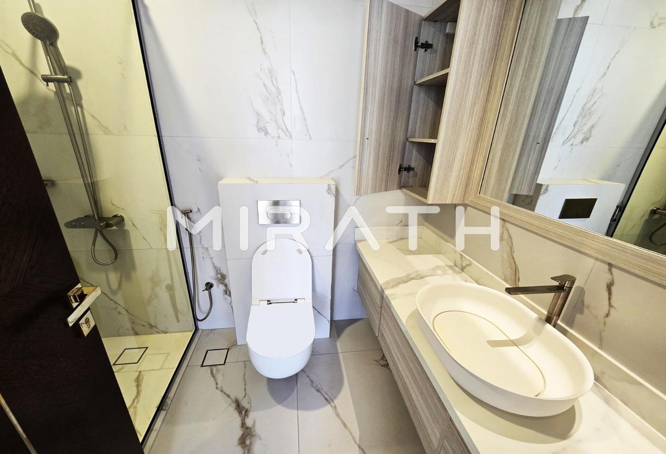 6BR+Maid Villa |Private Pool |Elevator photo 12