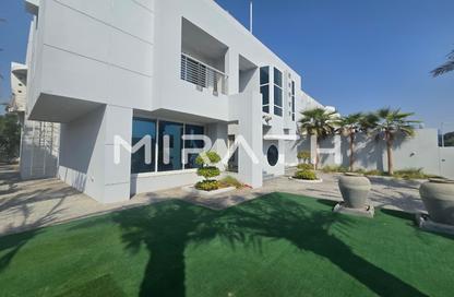 Villa - 5 - 6 for rent in Jumeirah 1 Villas - Jumeirah 1 - Jumeirah - Dubai