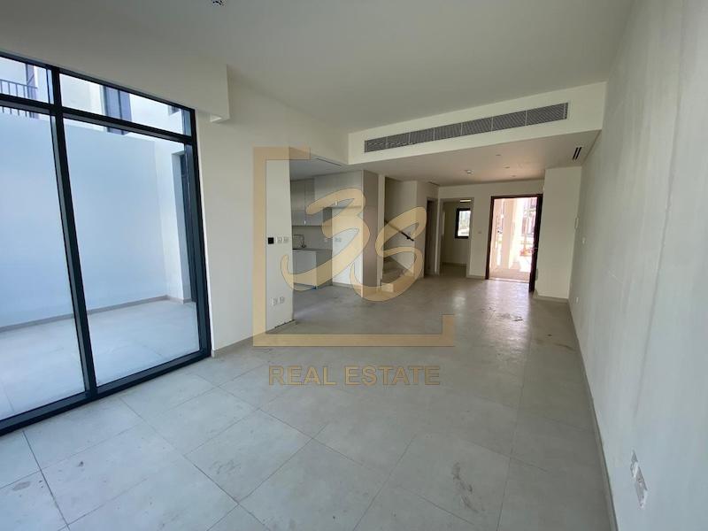 Single row | Backing pool and park | G+2 by 303308 