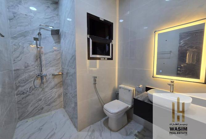 130672657 - Property Image 3