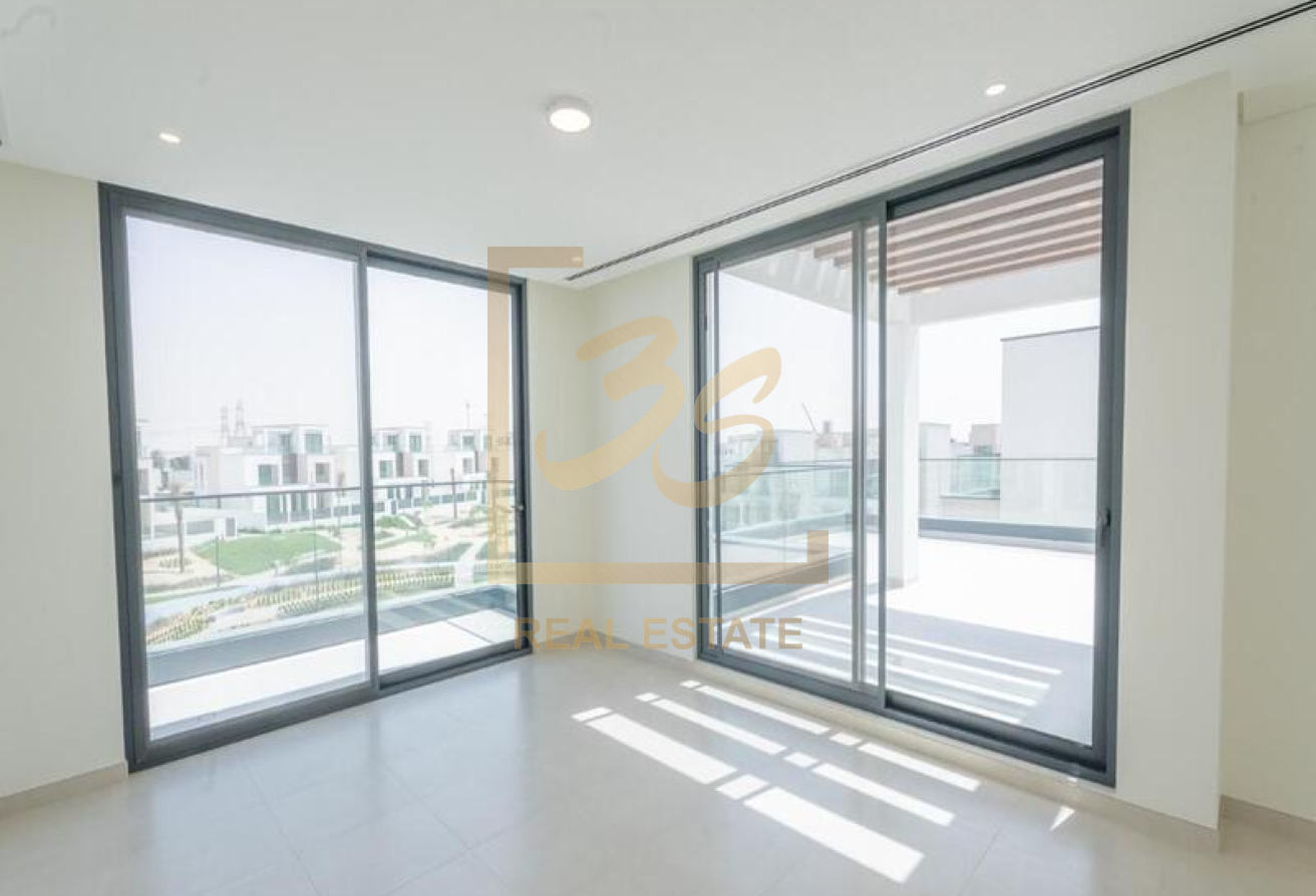 Modern Villa | Ready to Move In | Immense Plot by 266909 