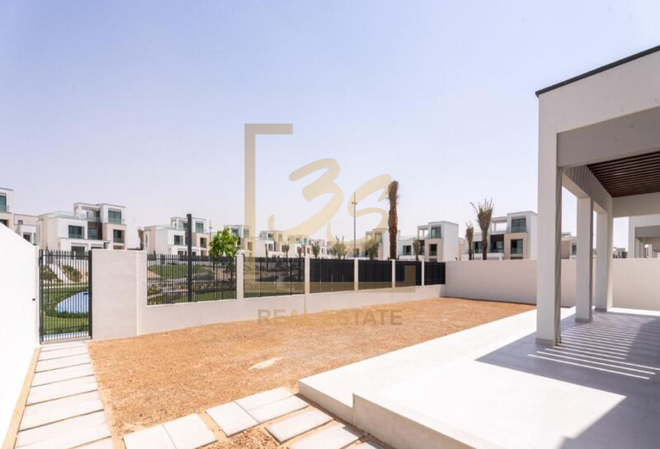 Modern Villa | Ready to Move In | Immense Plot by 266909 