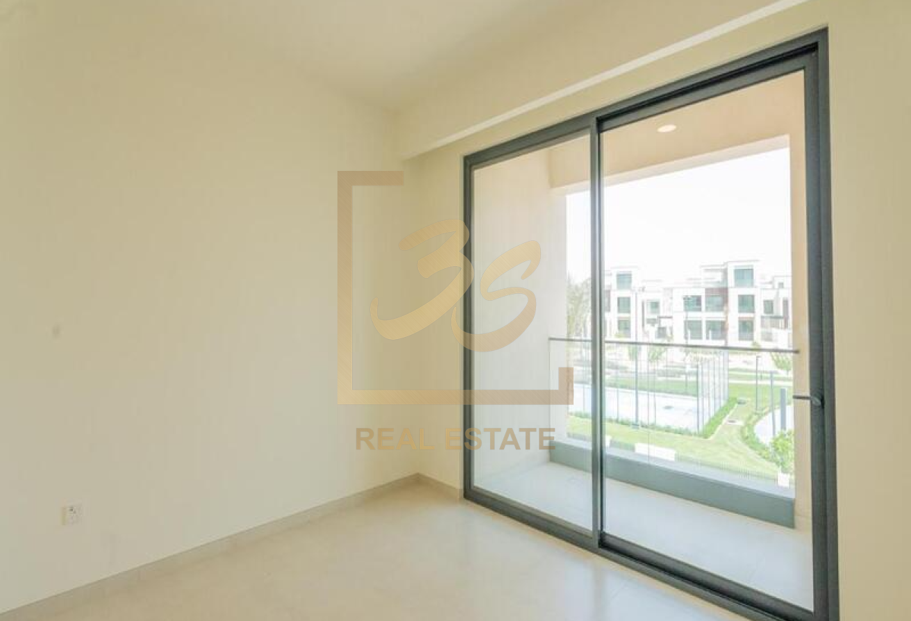 Modern Villa | Ready to Move In | Immense Plot by 266909 