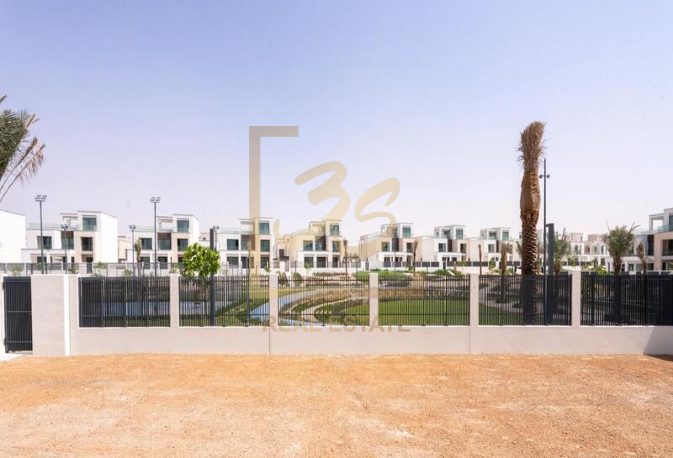 Modern Villa | Ready to Move In | Immense Plot by 266909 