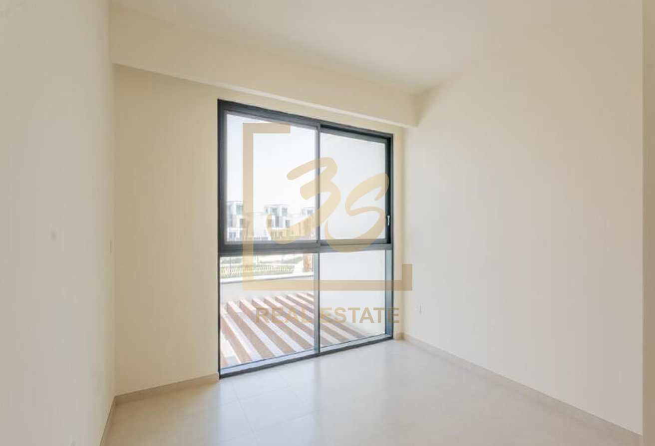 Modern Villa | Ready to Move In | Immense Plot by 266909 