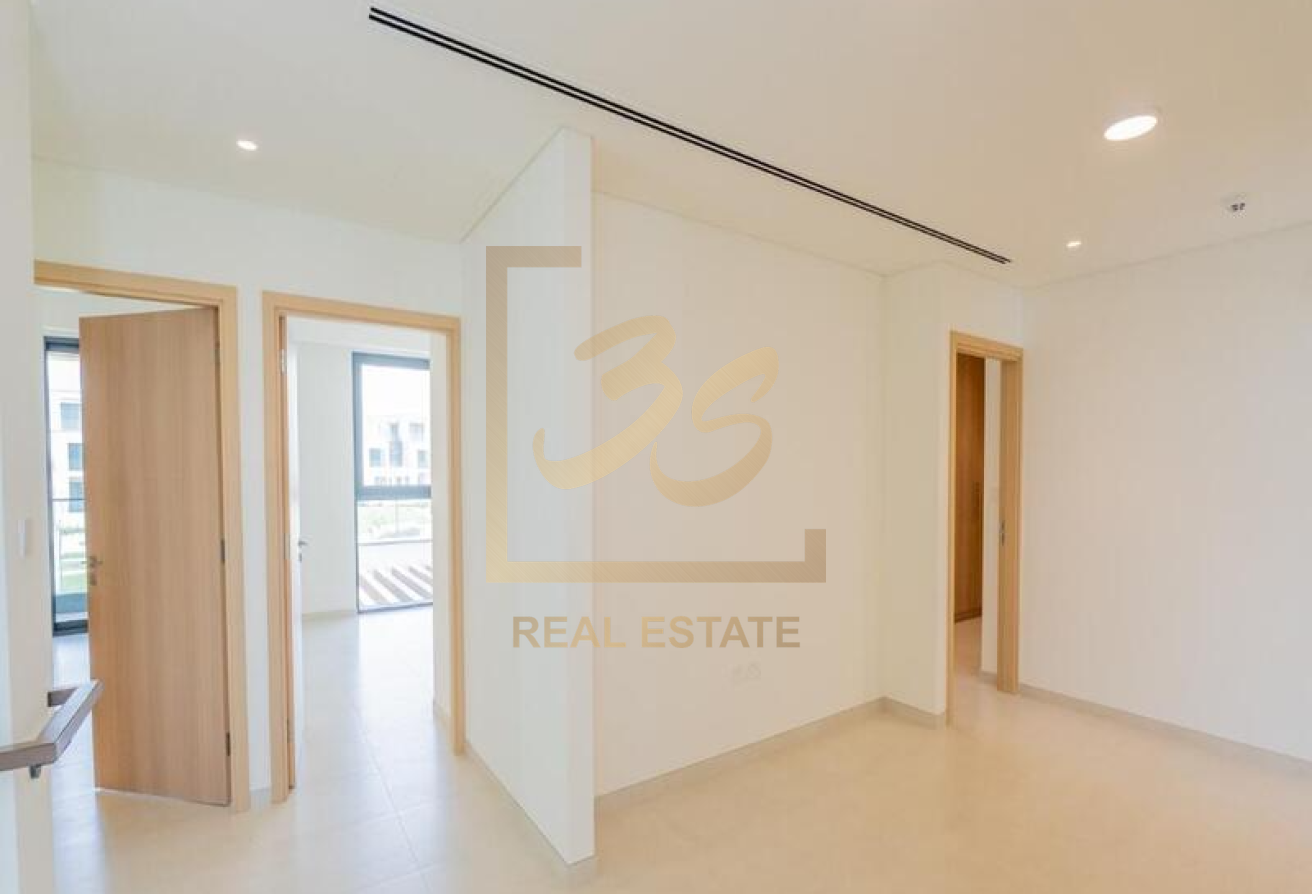 Modern Villa | Ready to Move In | Immense Plot by 266909 