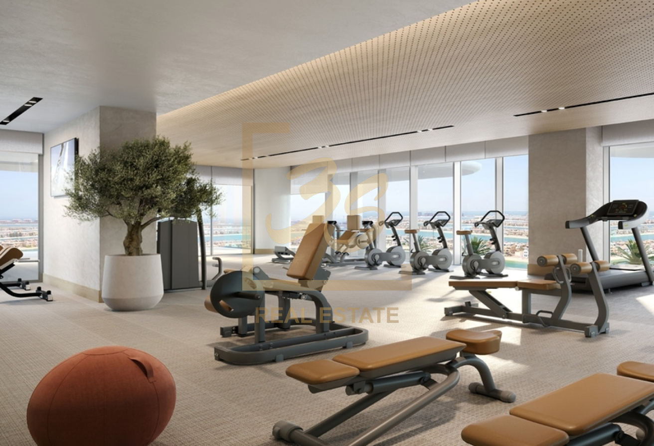 Spacious Layout | Investors Deal | Beach Access by 229540 