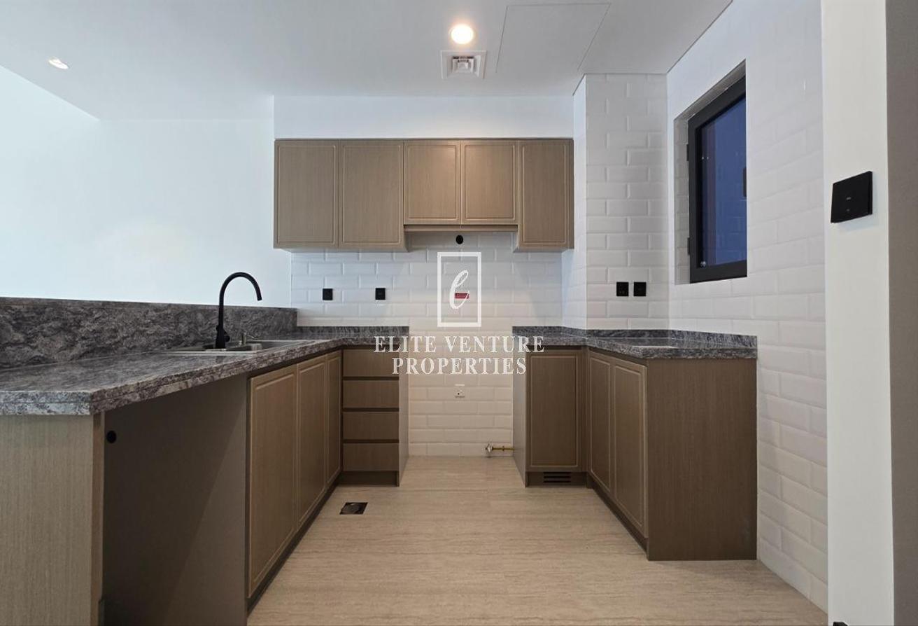 VACANT | 5 BEDROOM + MAIDS ROOM | BRAND NEW photo 7