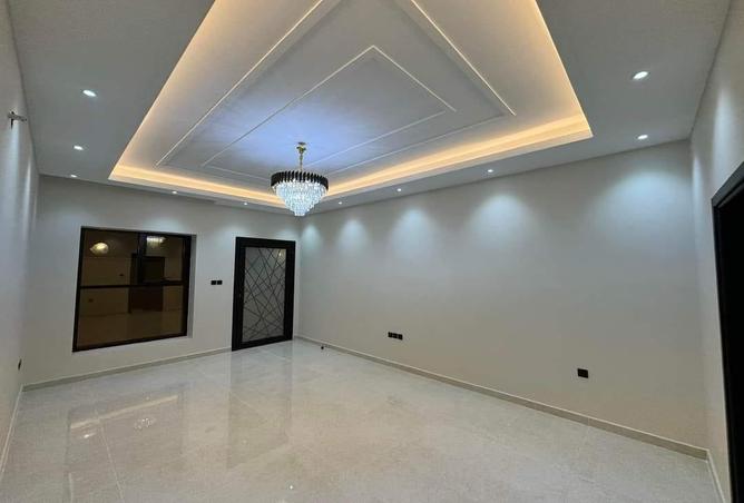 96117405 - Property Image 2